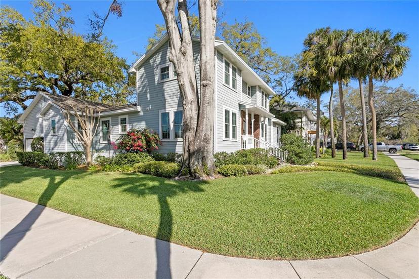 Picture of 823 S Roxmere Road, Tampa FL 33609