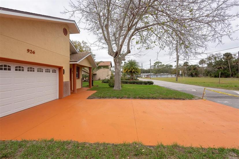 Picture of 926 Sycamore Street, Daytona Beach FL 32114
