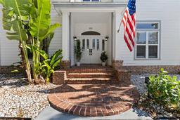 Picture of 4702 W Heron Lane, Tampa, FL 33629
