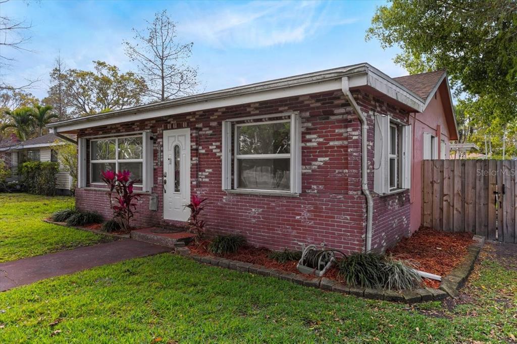 Picture of 4424 19Th Street N, St Petersburg, FL 33714