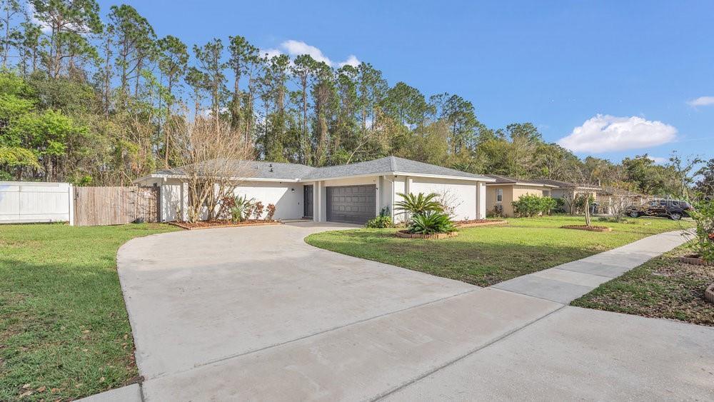 Picture of 8691 Contoura Drive, Orlando, FL 32810