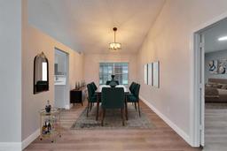 Picture of 1405 Queensbury Avenue, Valrico, FL 33596