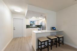 Picture of 5011 Live Oak Circle Unit 65, Bradenton, FL 34207