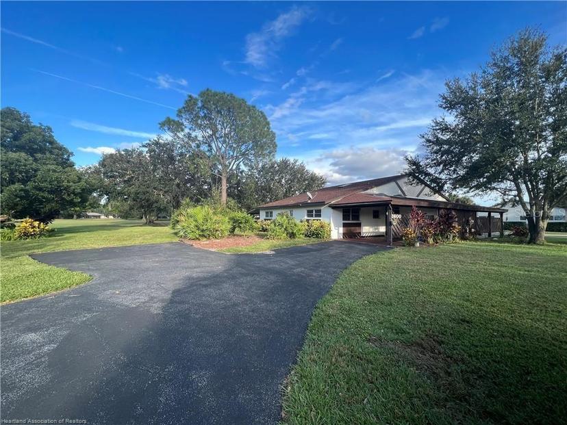 Picture of 2600 Golf Hammock Drive, Sebring FL 33872