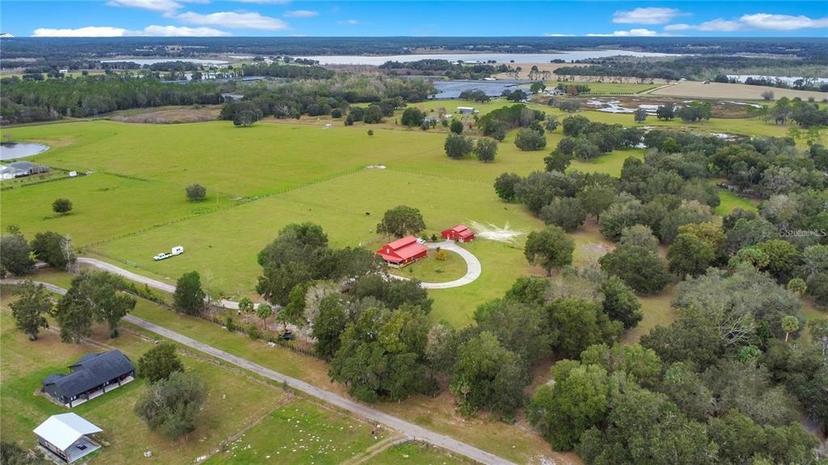 Picture of 40430 Le Grande Street, Umatilla FL 32784