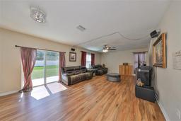 Picture of 9937 Warm Stone Street, Thonotosassa, FL 33592