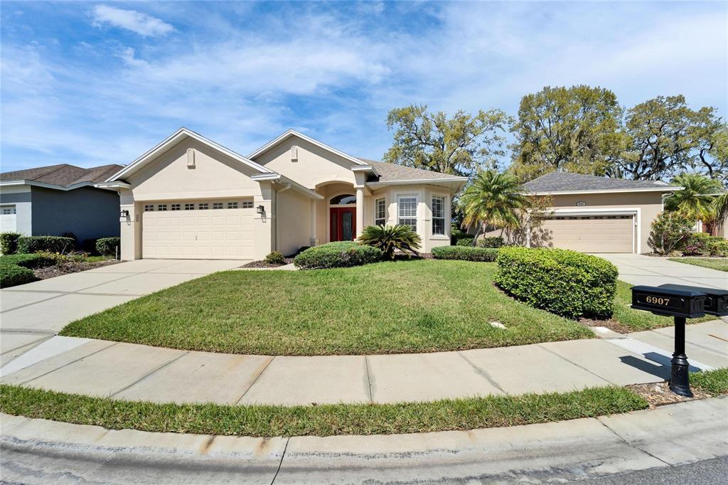 Picture of 6907 Eagle Ridge Boulevard, Lakeland, FL 33813