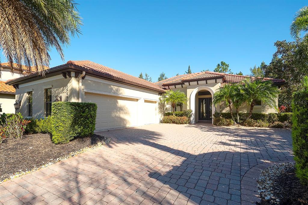 Picture of 15403 Leven Links Place, Lakewood Ranch, FL 34202
