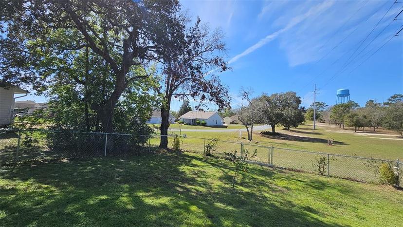 Picture of 908 W Art Carney Place, Beverly Hills FL 34465