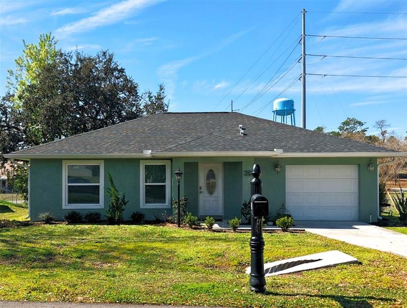 Picture of 908 W Art Carney Place, Beverly Hills FL 34465