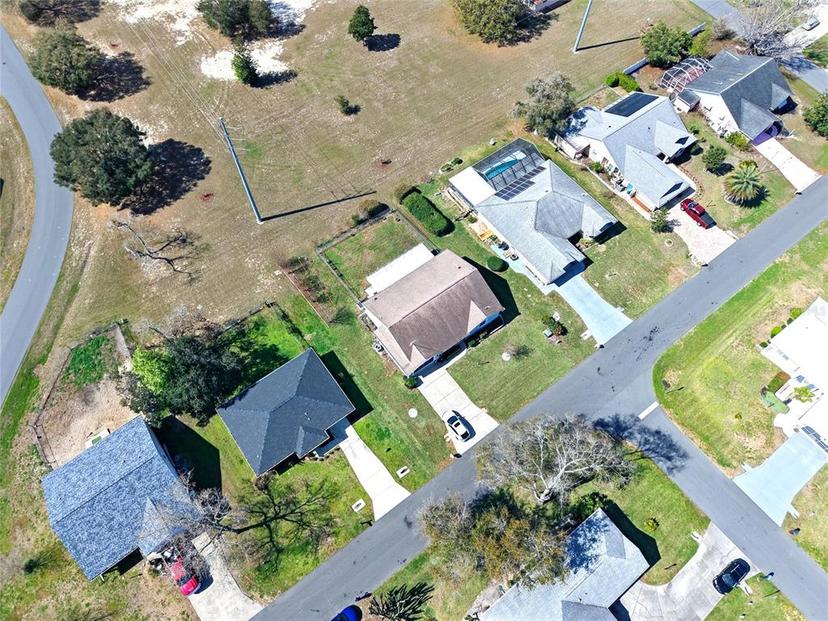 Picture of 908 W Art Carney Place, Beverly Hills FL 34465