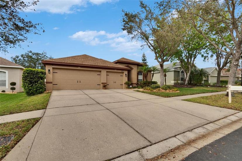 Picture of 1220 Emerald Hill Way, Valrico FL 33594