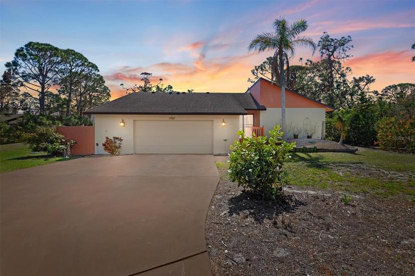 Picture of 1701 Overbrook Road, Englewood FL 34223