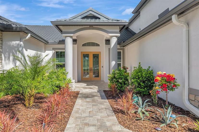 Picture of 10218 Garden Alcove Drive, Tampa FL 33647