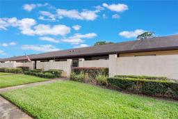 Picture of 2254 Firestone Place Unit 2254, Winter Haven, FL 33884