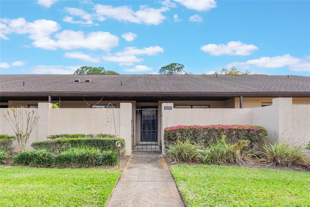 Picture of 2254 Firestone Place Unit 2254, Winter Haven, FL 33884