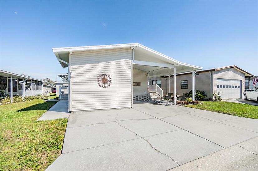 Picture of 3110 Moss Hill Street, Wesley Chapel FL 33543