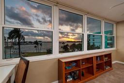 Picture of 1868 Shore Drive S Unit 411, South Pasadena, FL 33707