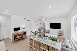 Picture of 8096 Glenbrooke Lane, Sarasota, FL 34243