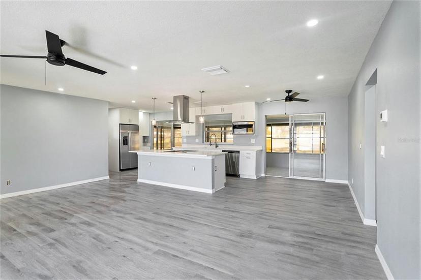 Picture of 10047 41St Street N Unit 10047, Pinellas Park FL 33782