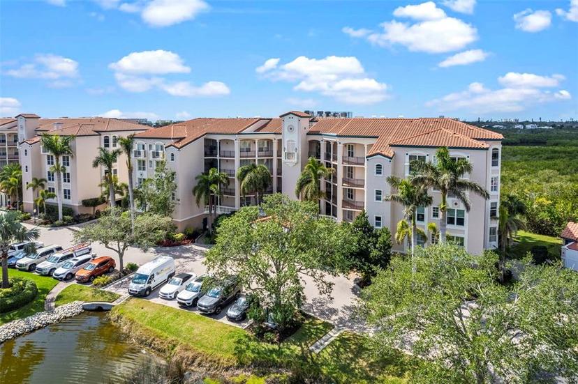 Picture of 5420 Eagles Point Circle Unit 103, Sarasota FL 34231