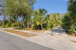 Picture of 109 Burney Road, Osprey, FL 34229