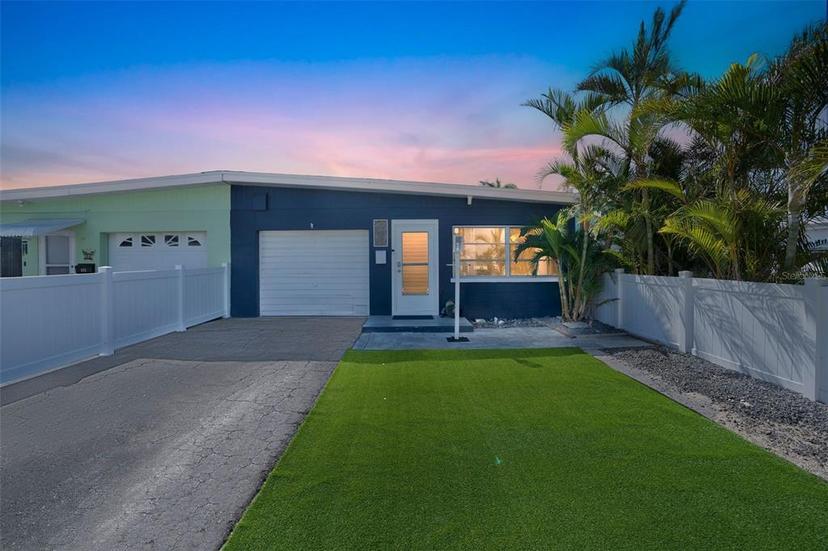 Picture of 423 62Nd Street, Holmes Beach FL 34217
