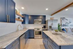 Picture of 423 62Nd Street, Holmes Beach, FL 34217