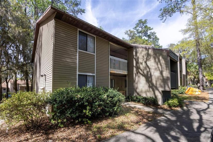 Picture of 127 SE 16Th Avenue Unit S-105, Gainesville FL 32601