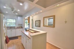 Picture of 200 El Camino Drive Unit 206, Winter Haven, FL 33884