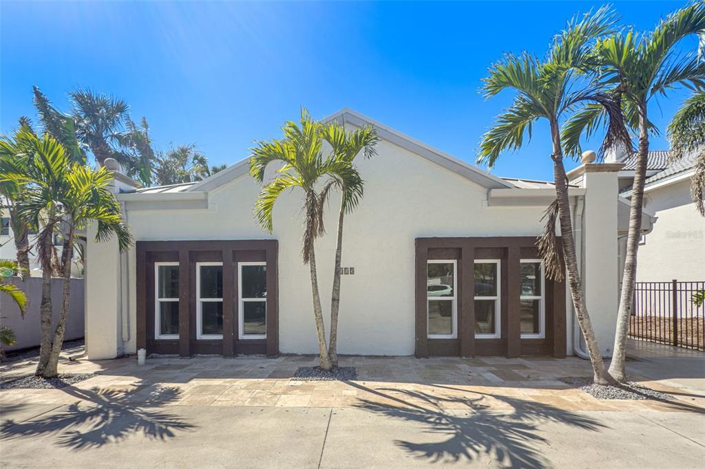 Picture of 115 N Blvd Of The Presidents, Sarasota, FL 34236