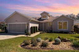 Picture of 6342 Sailboat Avenue, Tavares, FL 32778