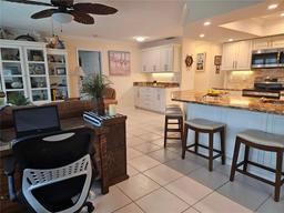 Picture of 1706 S Lakeside Court, Venice, FL 34293