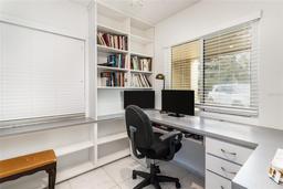 Picture of 800 Hudson Avenue Unit 102, Sarasota, FL 34236