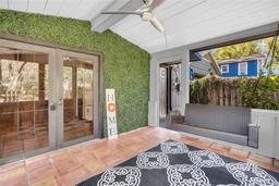 Picture of 206 W Minnehaha Street, Tampa, FL 33604
