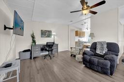 Picture of 2135 Canopy Circle Unit 137, Zellwood, FL 32798