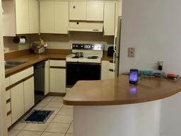 Picture of 9028 NW 37Th Circle, Gainesville, FL 32653