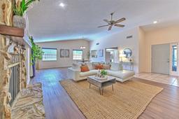 Picture of 6725 Islander Lane, Tampa, FL 33615