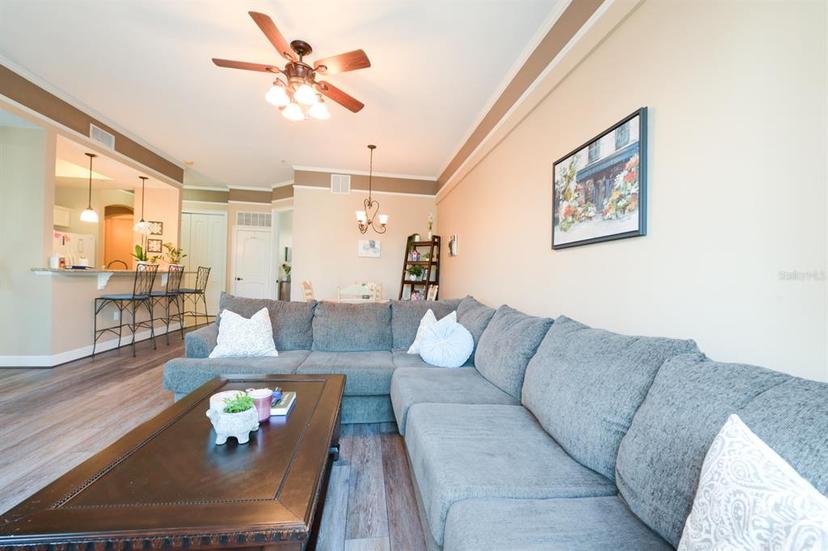 Picture of 325 NW 14Th Street Unit 306, Gainesville FL 32603