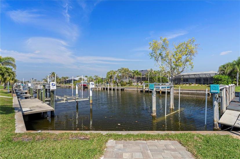 Picture of 1880 Aqui Esta Drive, Punta Gorda FL 33950