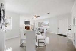 Picture of 317 Harbor Drive S, Venice, FL 34285