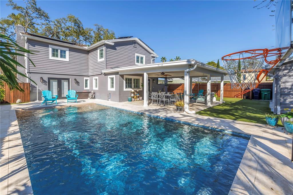 Picture of 4514 W Beachway Drive, Tampa, FL 33609