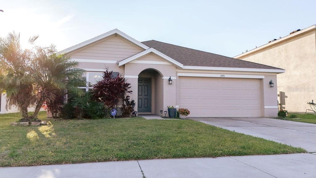 Picture of 7771 Davie Ray Drive, Zephyrhills, FL 33540