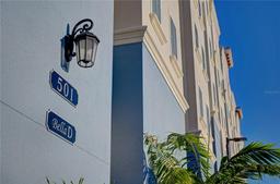 Picture of 501 Tamiami Trail N Unit 601, Venice, FL 34285