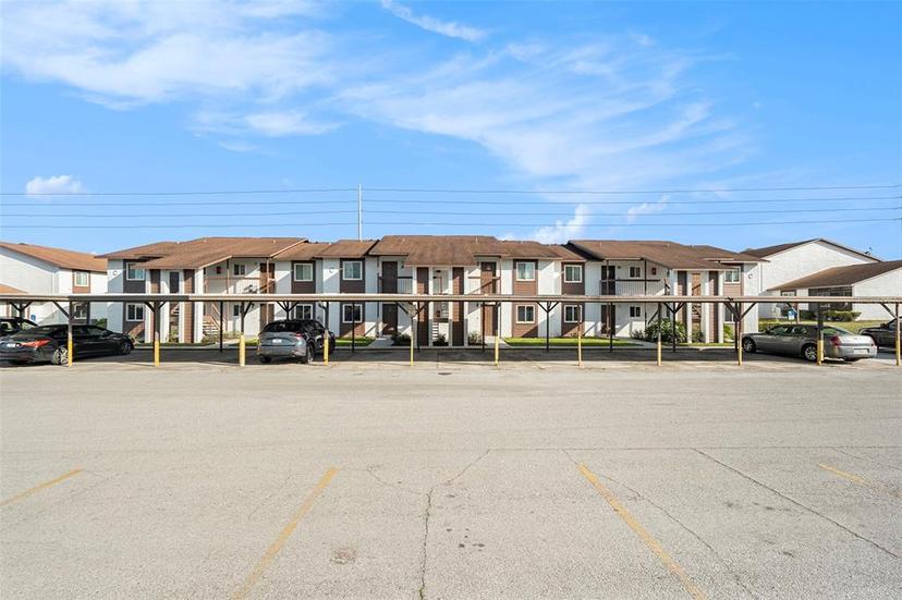 Picture of 39132 County Road 54 Unit 2060, Zephyrhills FL 33542