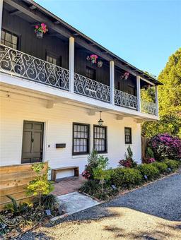 Picture of 108 NE 8Th Street, Gainesville, FL 32601