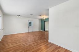 Picture of 3310 NW 30Th Place, Gainesville, FL 32605