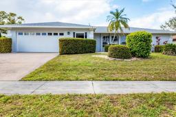 Picture of 6722 Roxbury Drive, Sarasota, FL 34231