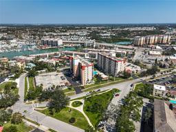 Picture of 244 Saint Augustine Avenue Unit 905, Venice, FL 34285