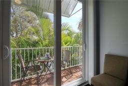 Picture of 825 Oak Bend Lane, Dunedin, FL 34698